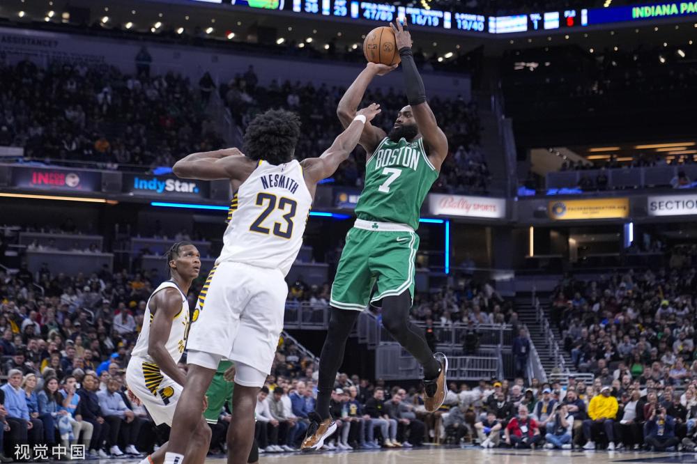 突破了对手 突破了对手