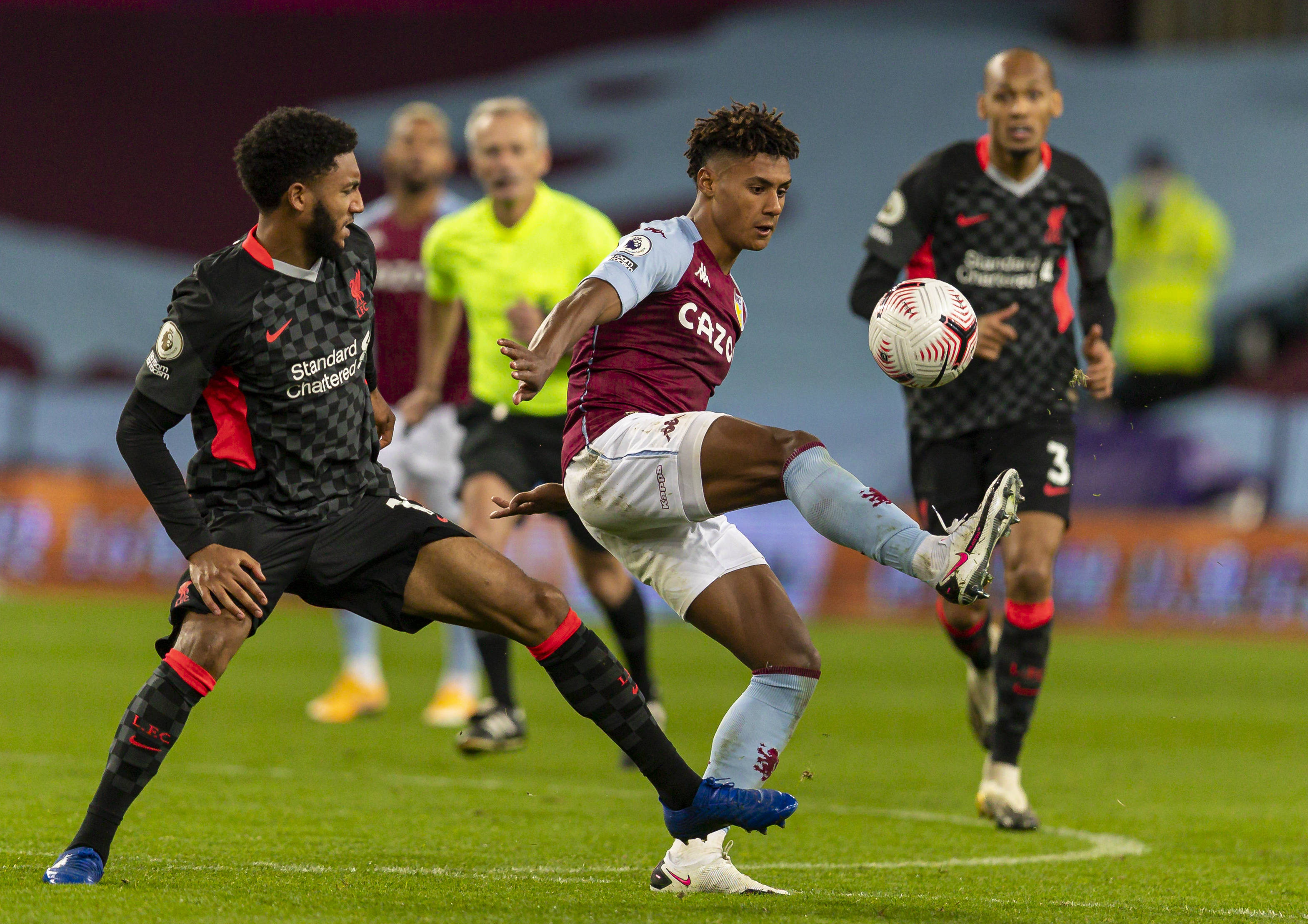 继续在赛场 继续在赛场