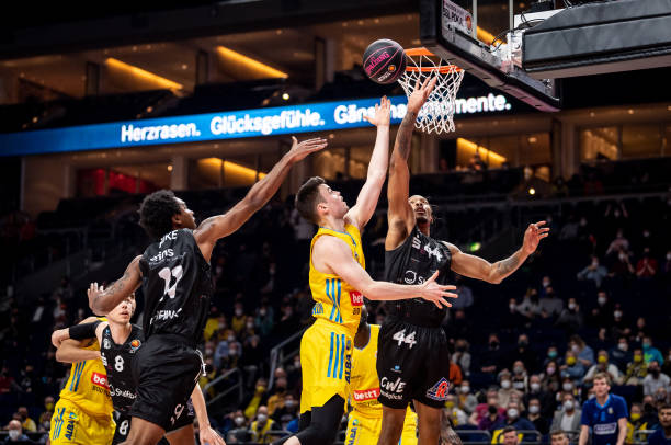 低于预期而 低于预期而