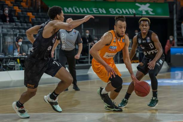 也让对手吃 也让对手吃